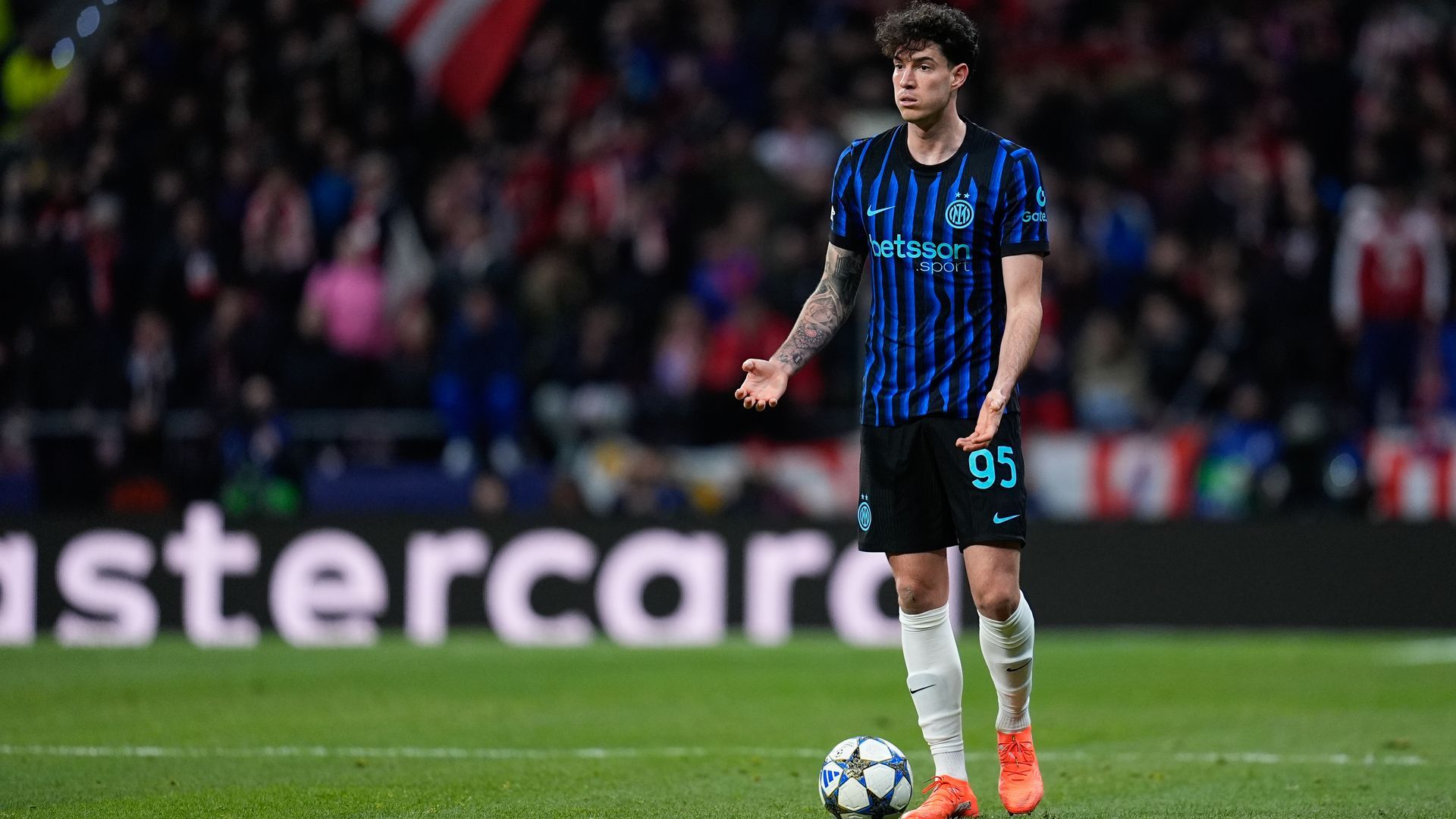 El jugador del Inter de Milán, Alessandro Bastoni El jugador del Inter de Milán, Alessandro Bastoni