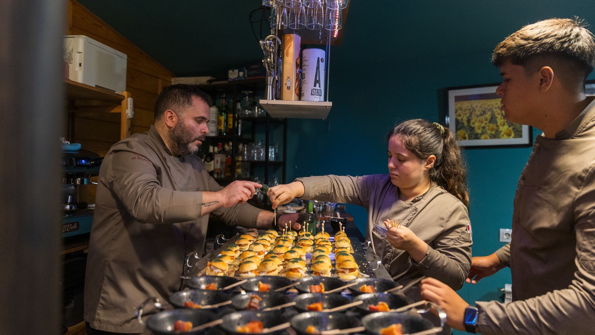 Elaboración de uno de los platos del 'Discover Eat'