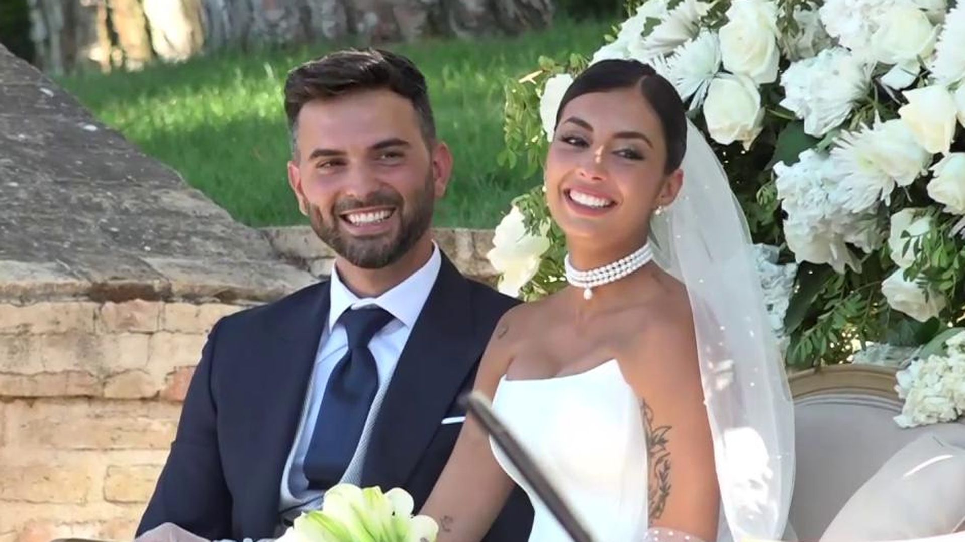 La boda de Suso y Marieta, en fotos: de su llegada al altar a su emoción al encontrarse