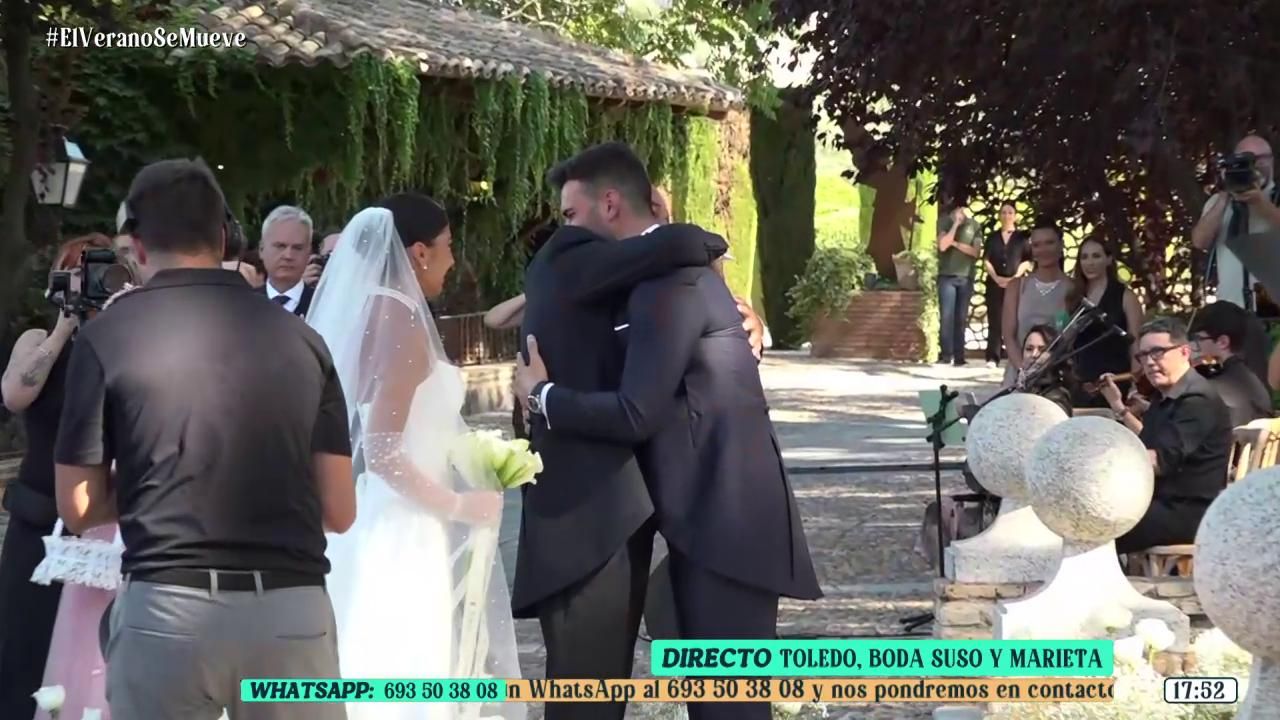 La boda de Suso y Marieta, en fotos: de su llegada al altar a su emoción al encontrarse