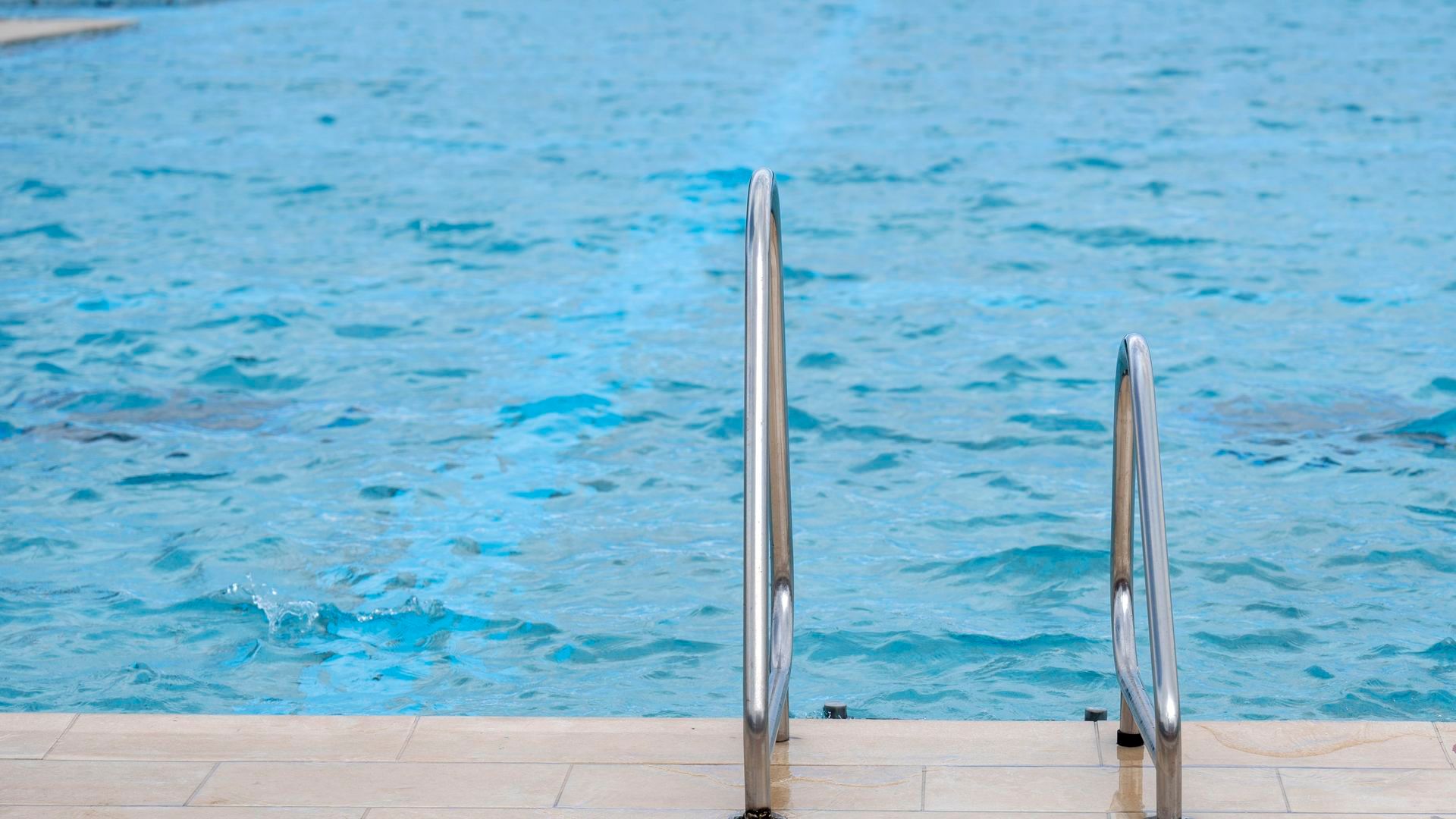 Muere una niña de 5 años por ahogamiento en una piscina del Valle del Jerte Muere una niña de 5 años por ahogamiento en una piscina del Valle del Jerte