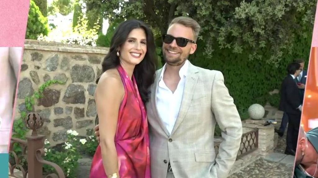 Bronca monumental entre José María Almoguera y María Sánchez en la boda de Suso y Marieta: "Ella le increpaba" Fiesta 2026 Top Vídeos 1264