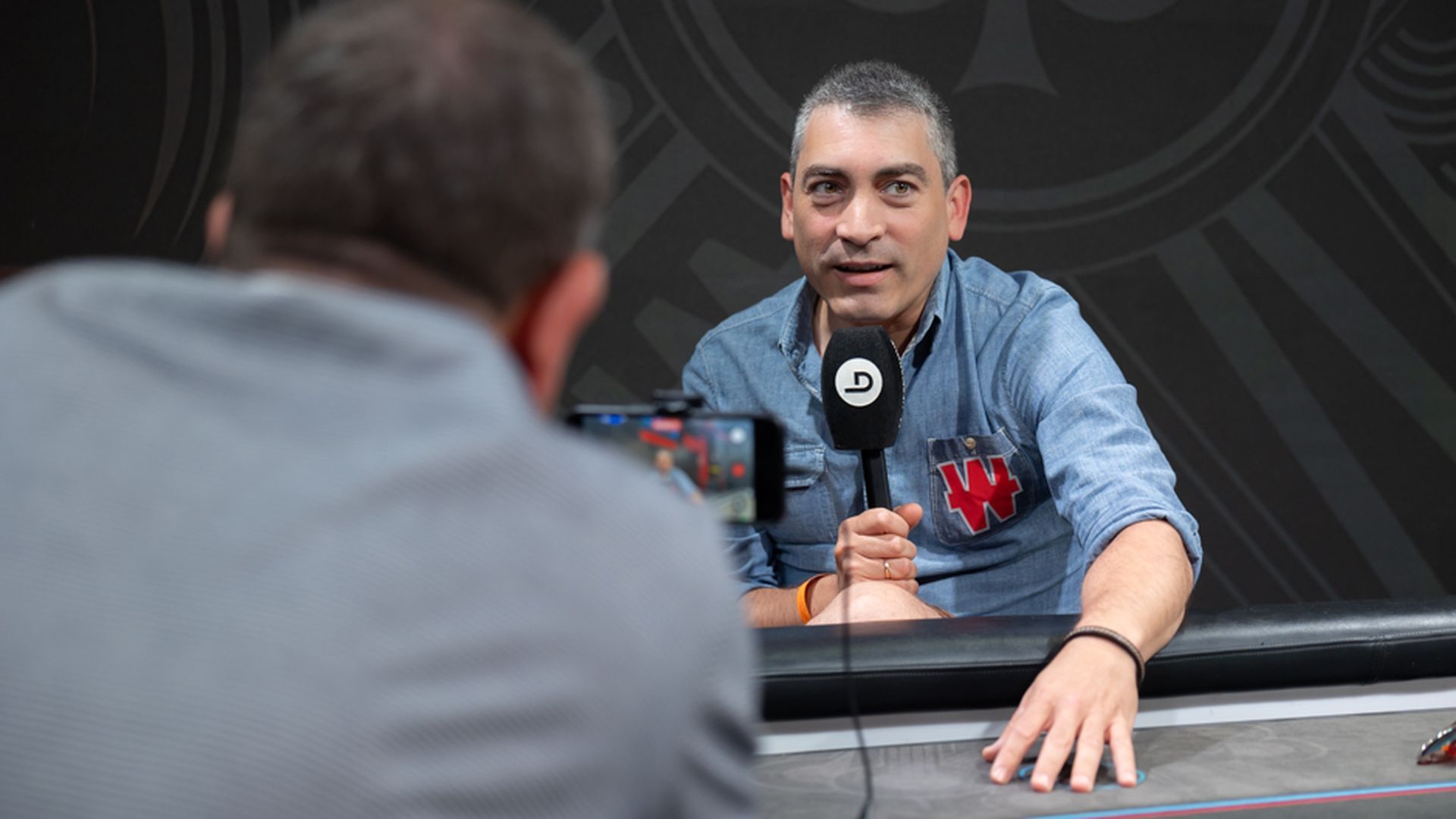 David Luzago atiende a ElDesmarque