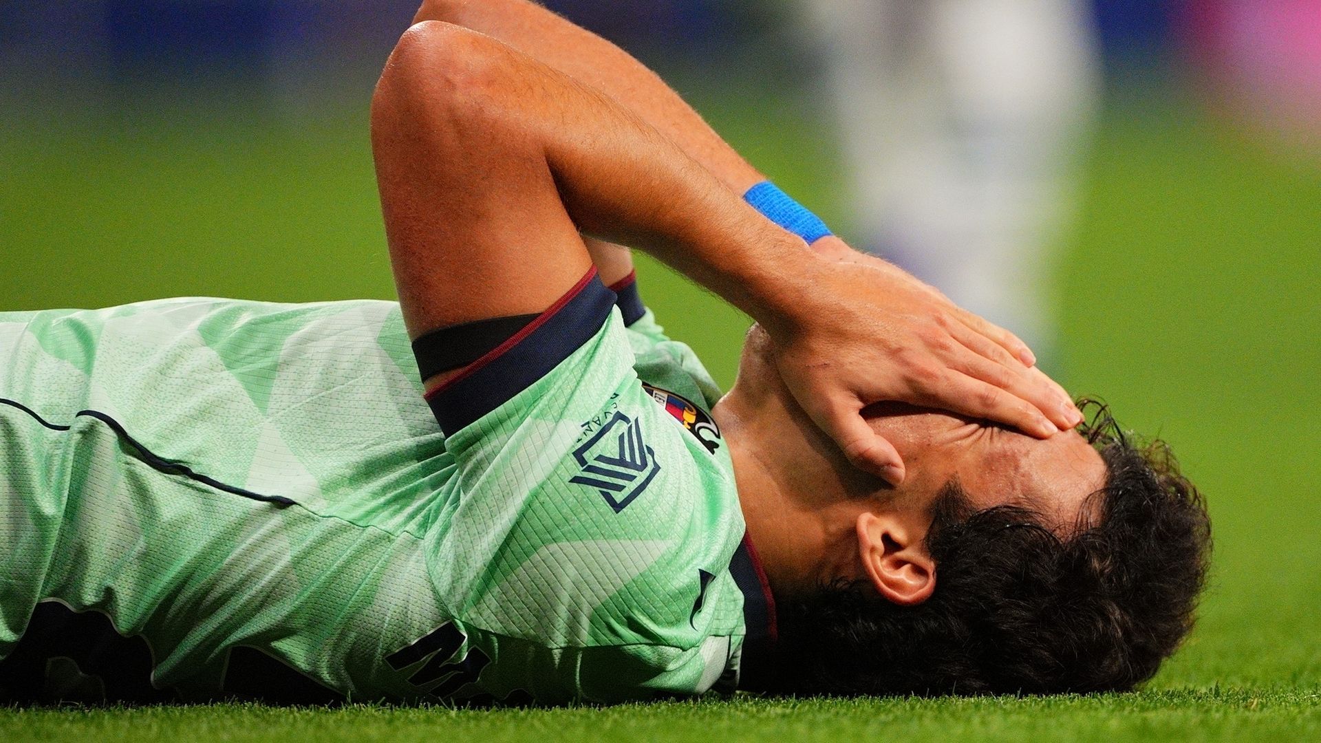Manu Sánchez se lamenta en el Levante Manu Sánchez se lamenta en el Levante