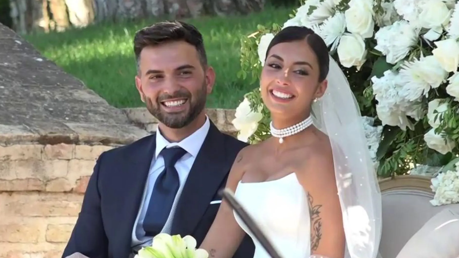 Marieta y Suso durante su boda