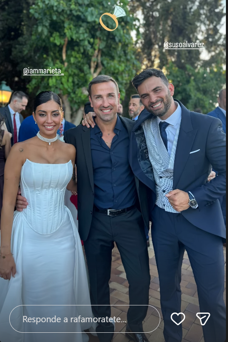 Rafa Mora en la boda de Suso y Marieta
