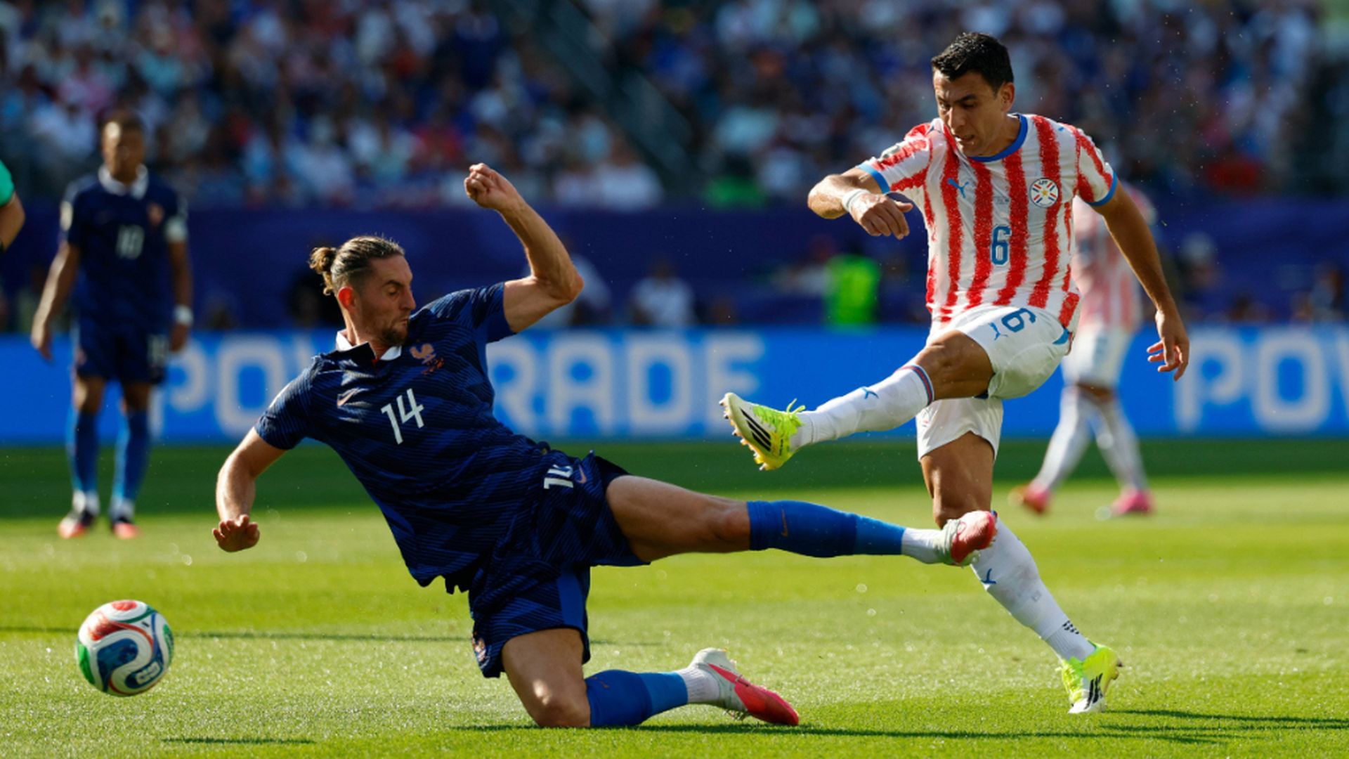 Momento del Francia-Paraguay