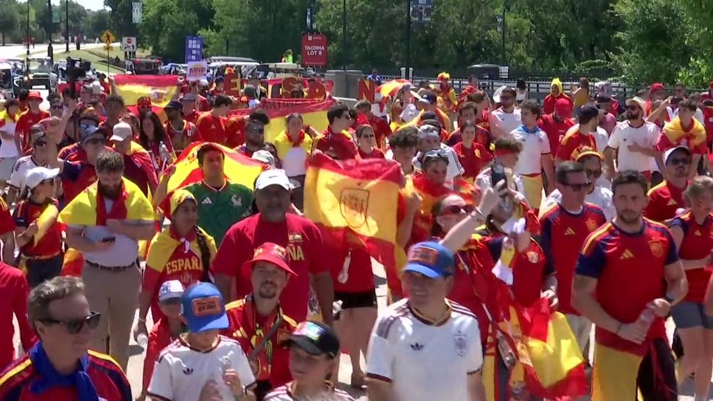 'Marea Roja' en Dallas: la afición de España gana la previa por goleada antes de medirse a Portugal