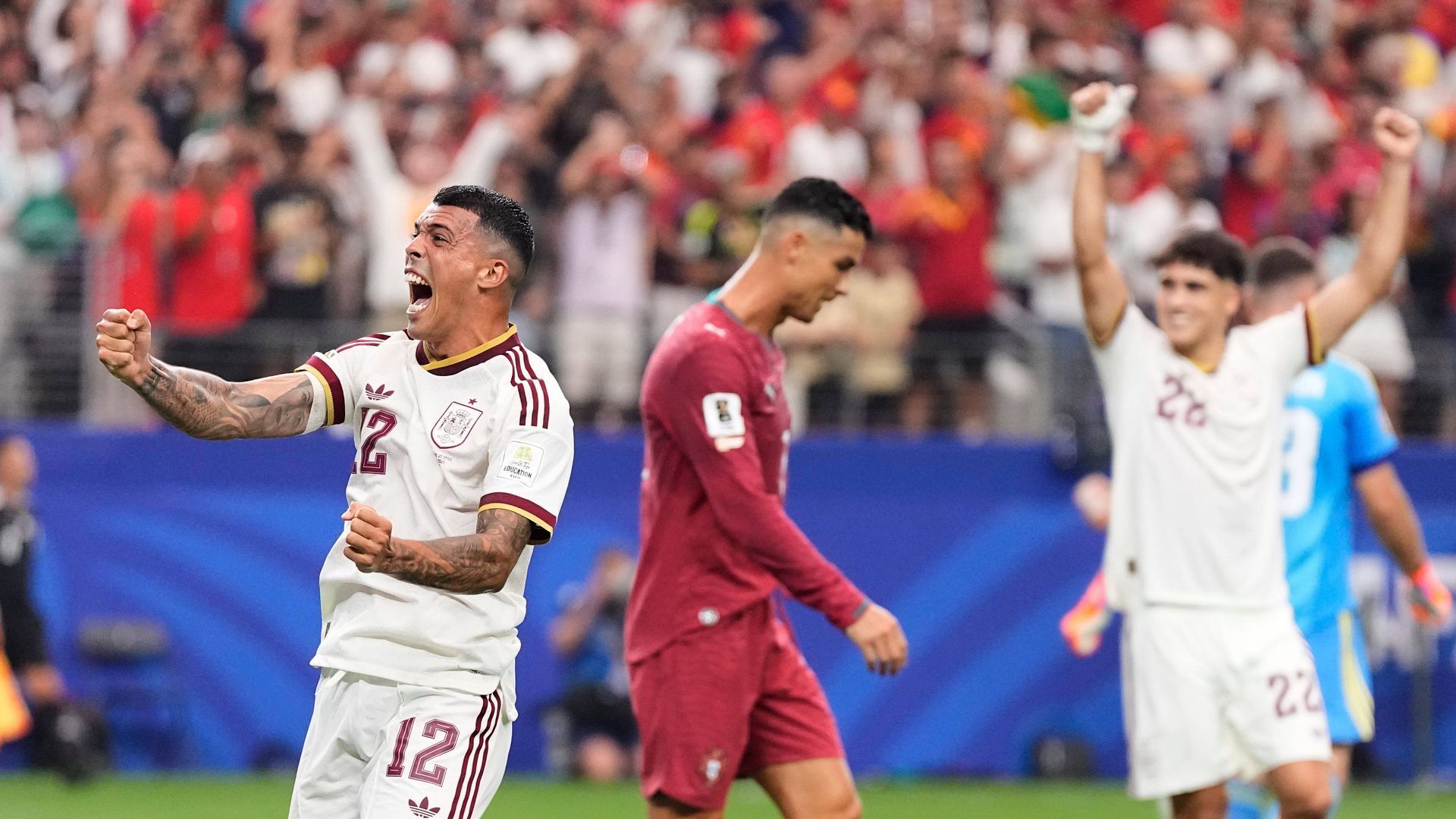 España celebra el gol de Mikel Merino España celebra el gol de Mikel Merino
