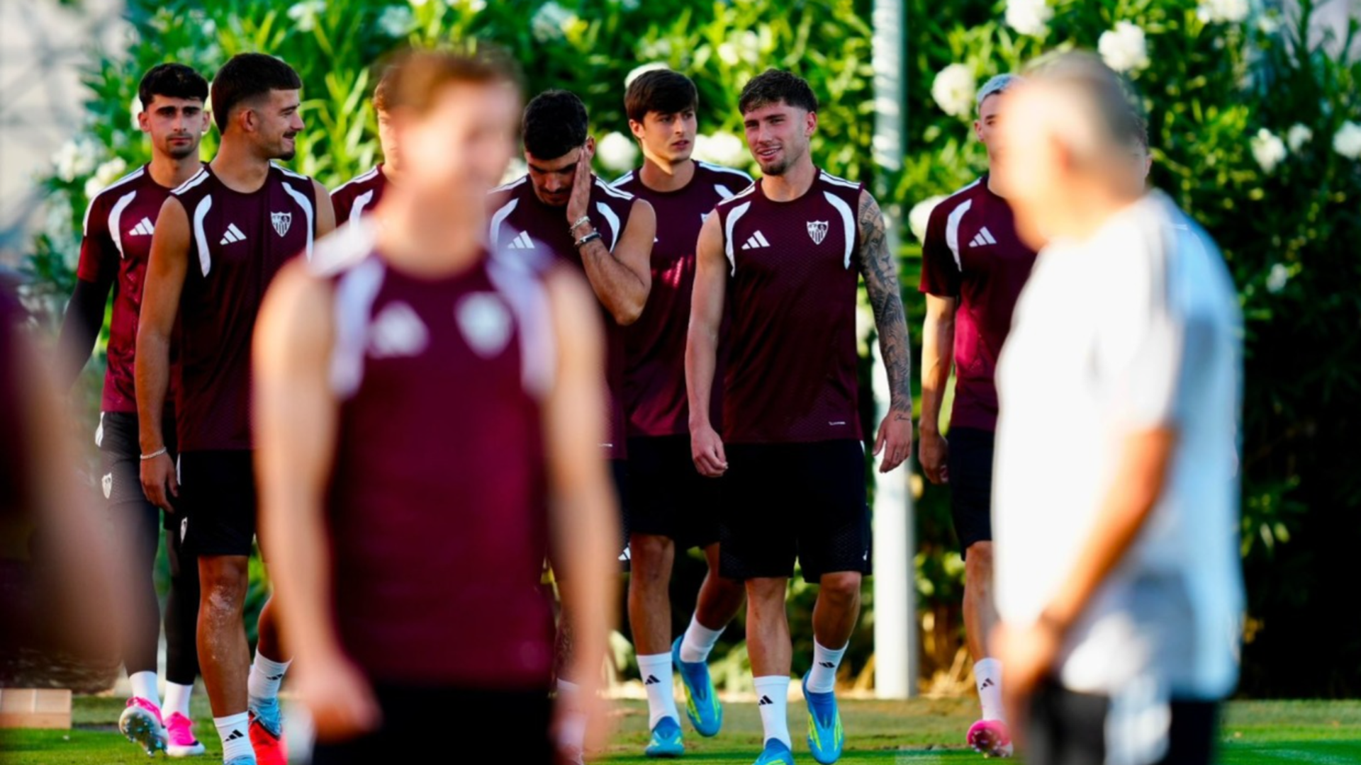 Imagen de la primera sesión de entrenamiento del Sevilla Imagen de la primera sesión de entrenamiento del Sevilla