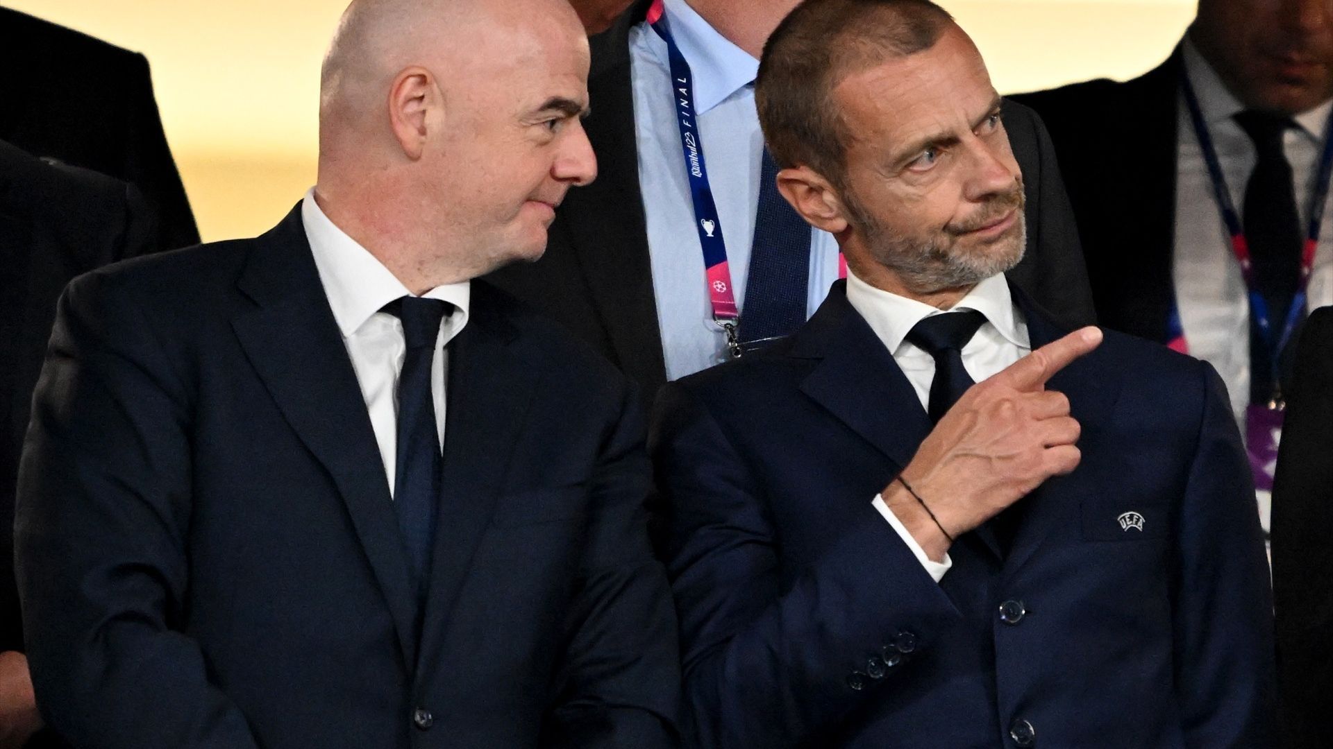 Infantino y Ceferin en un partido de Champions League Infantino y Ceferin en un partido de Champions League
