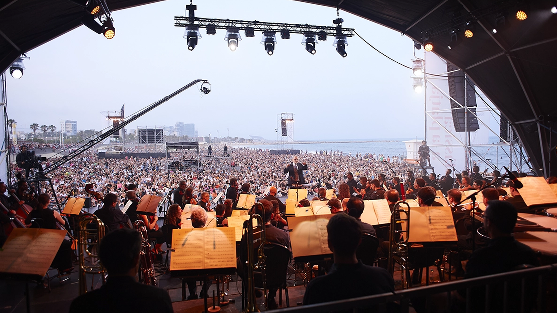 Los conciertos serán en la playa de Sant Sebastià de Barcelona Los conciertos serán en la playa de Sant Sebastià de Barcelona