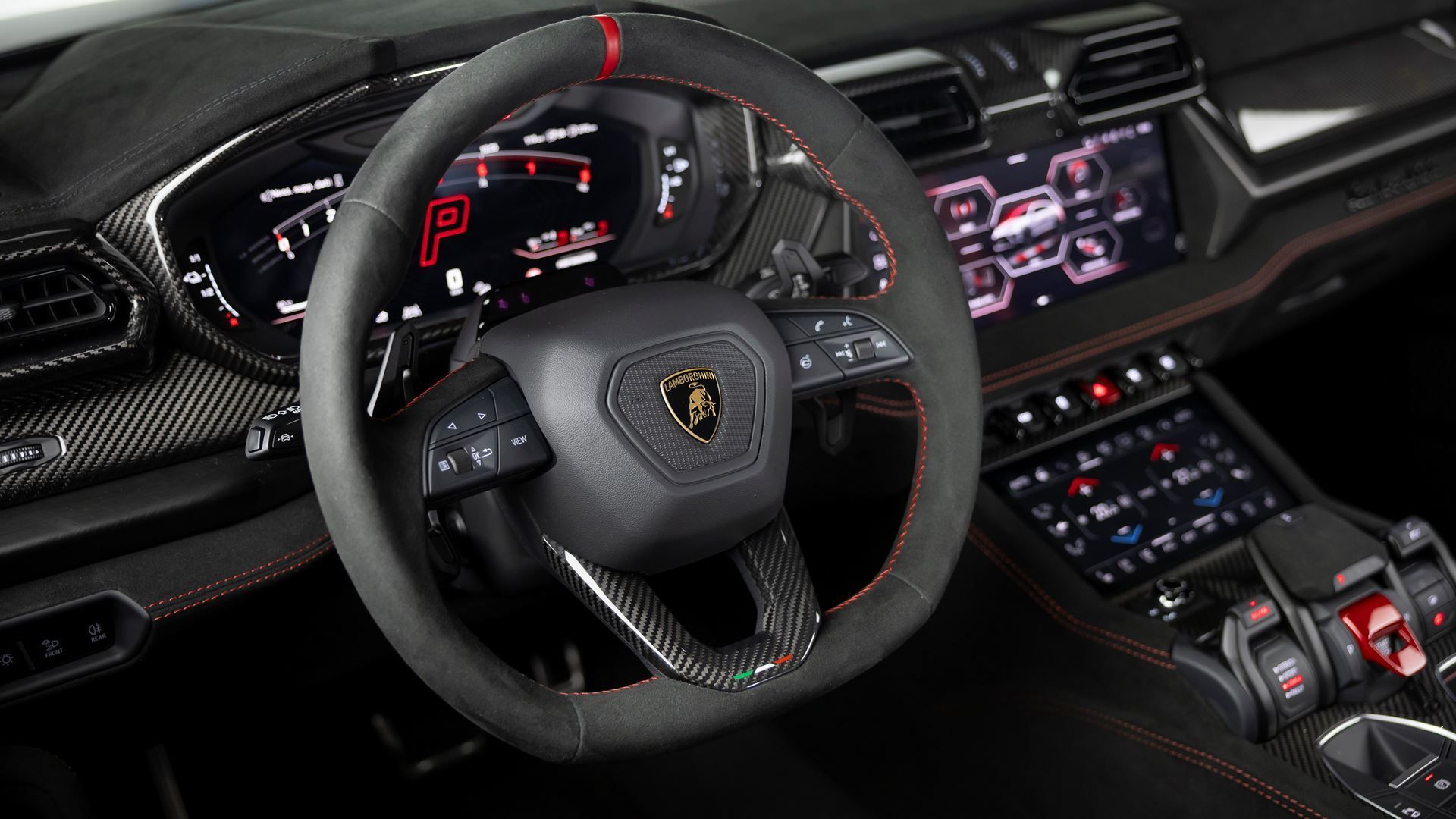 Volante del Lamborghini Urus SE Performante