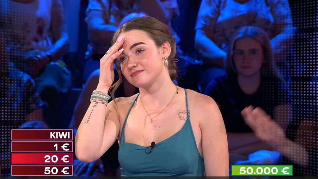 La decepción de Davinia al plantarse con 7.007 euros en '¡Allá tú!' y descubrir lo que guardaba su caja