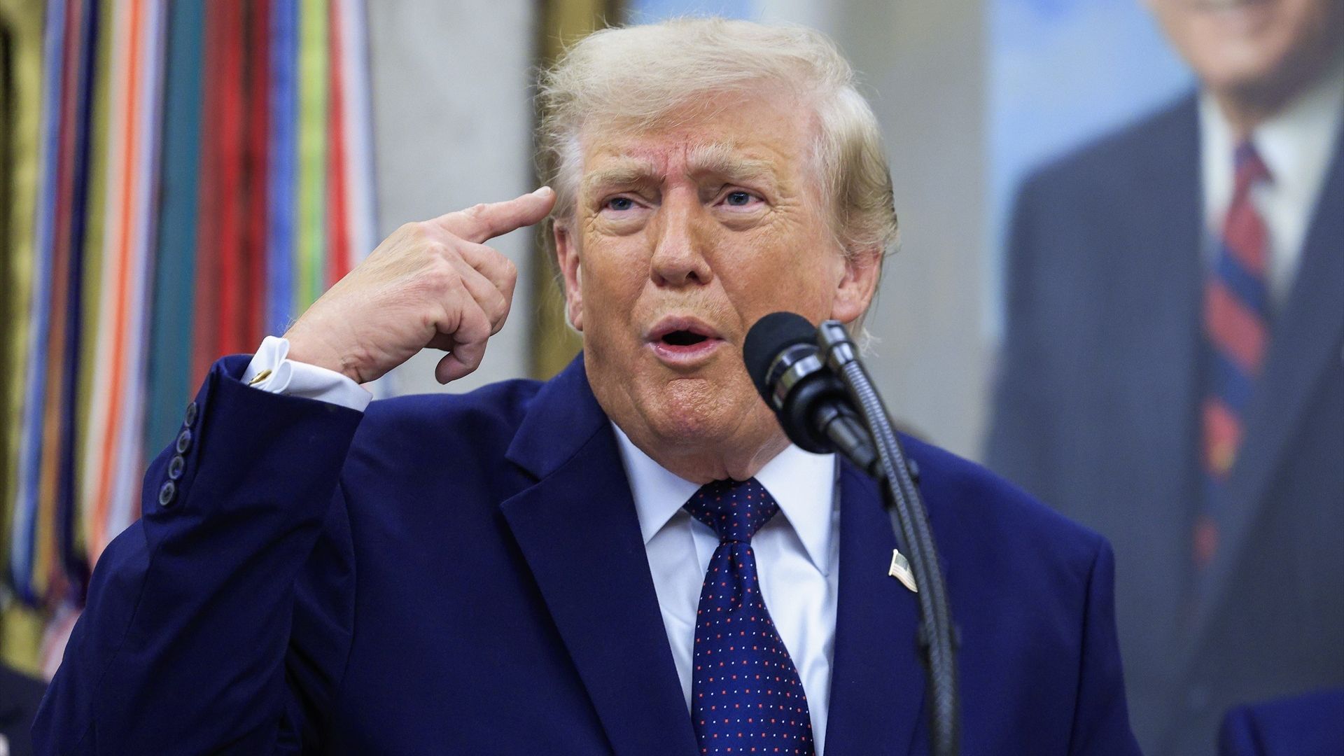 Donald Trump no descarta retirar más tropas de Europa porque sigue "decepcionado" con la OTAN por no ayudarle en Irán Donald Trump no descarta retirar más tropas de Europa porque sigue "decepcionado" con la OTAN por no ayudarle en Irán