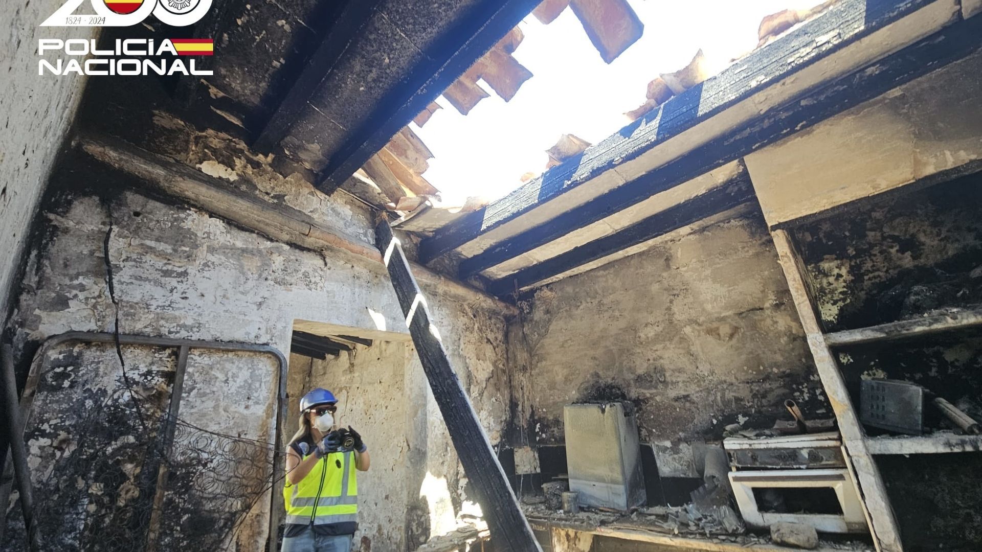 EuropaPress_7651485_detenido_amenazar_hacha_hijo_tambien_arrestado_incendiar_edificio_mao EuropaPress_7651485_detenido_amenazar_hacha_hijo_tambien_arrestado_incendiar_edificio_mao