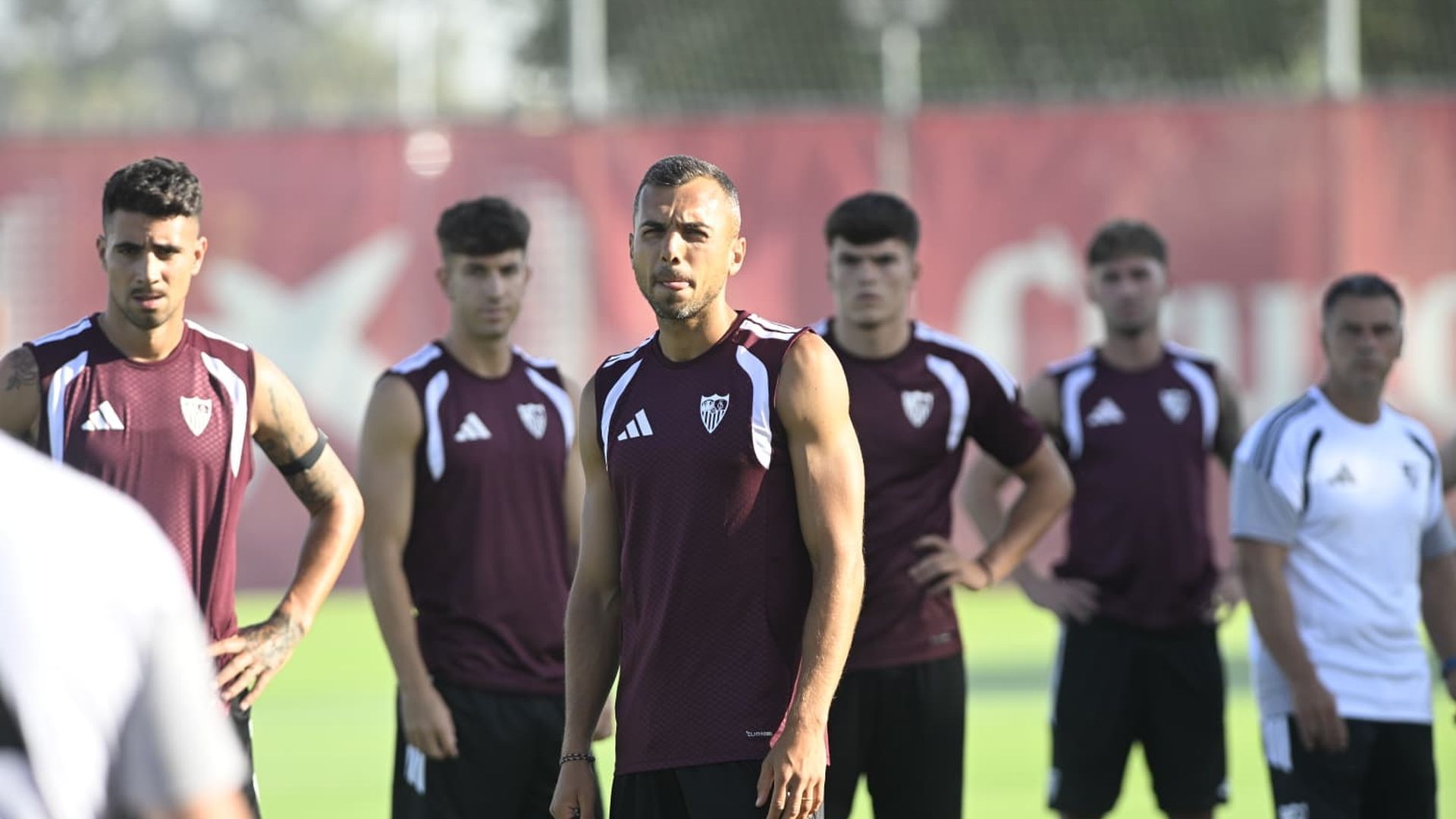 Joan Jordán, en la primera sesión del Sevilla Joan Jordán, en la primera sesión del Sevilla