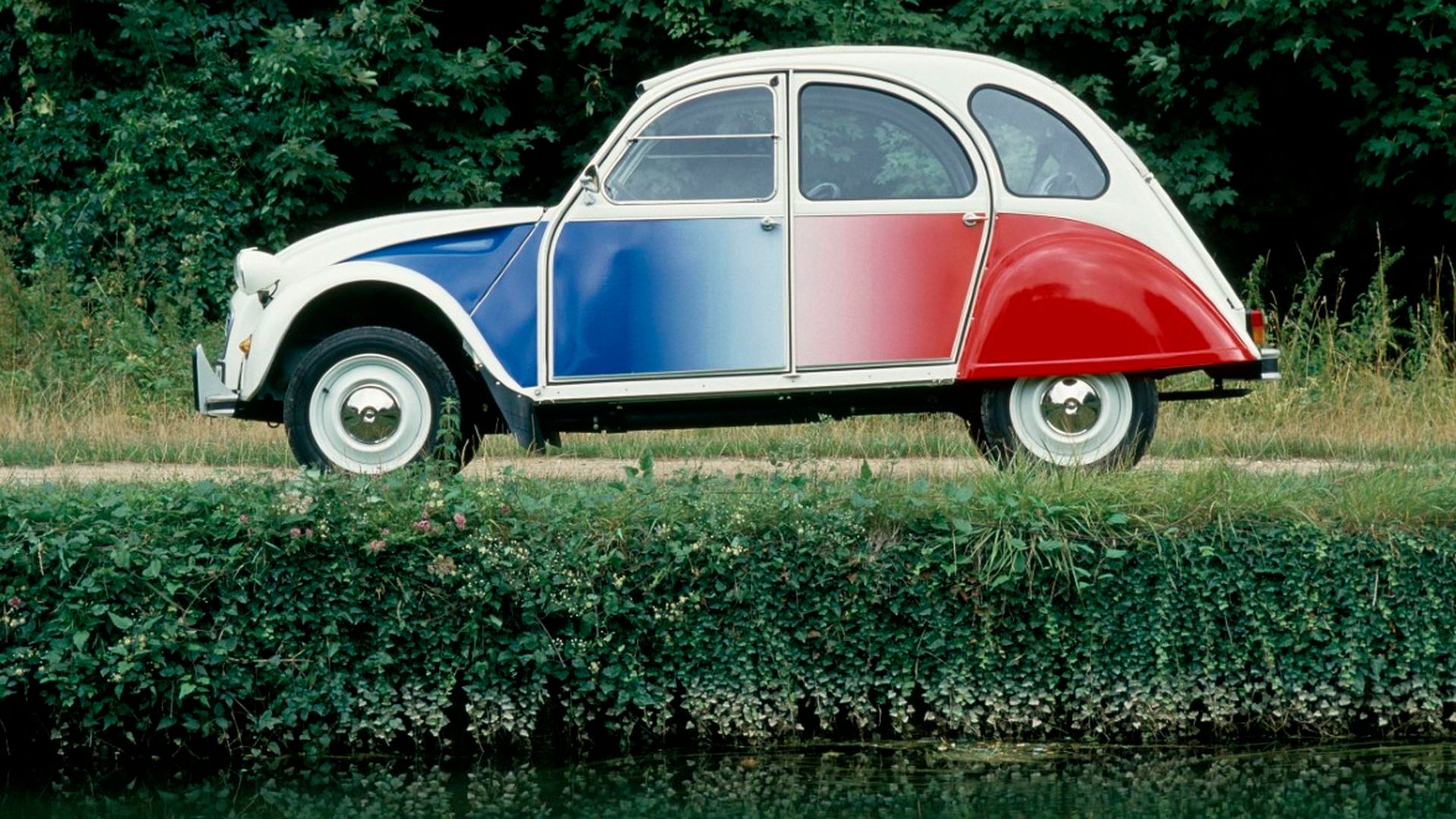 Otras perspectiva de este Citroën edición especial