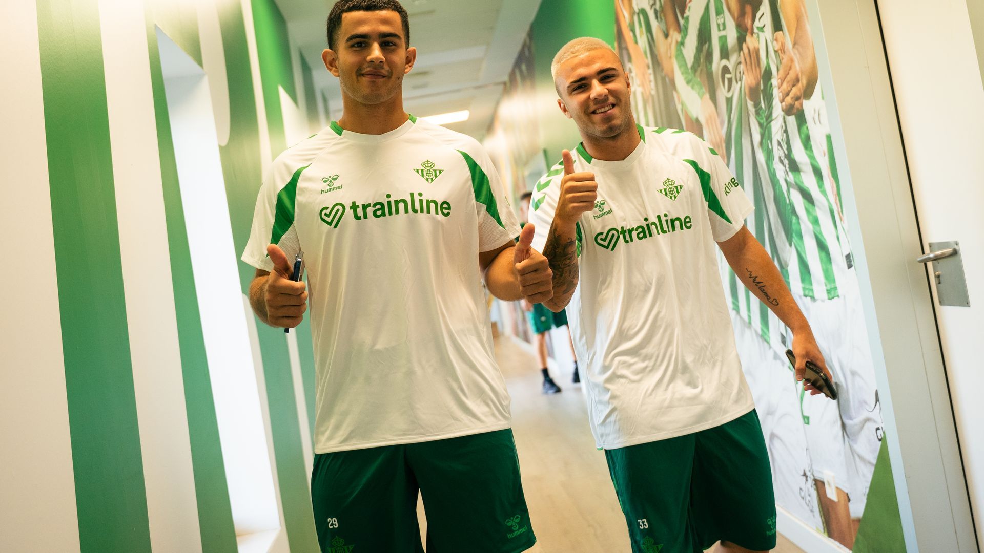 Pablo García en los reconocimientos del Betis