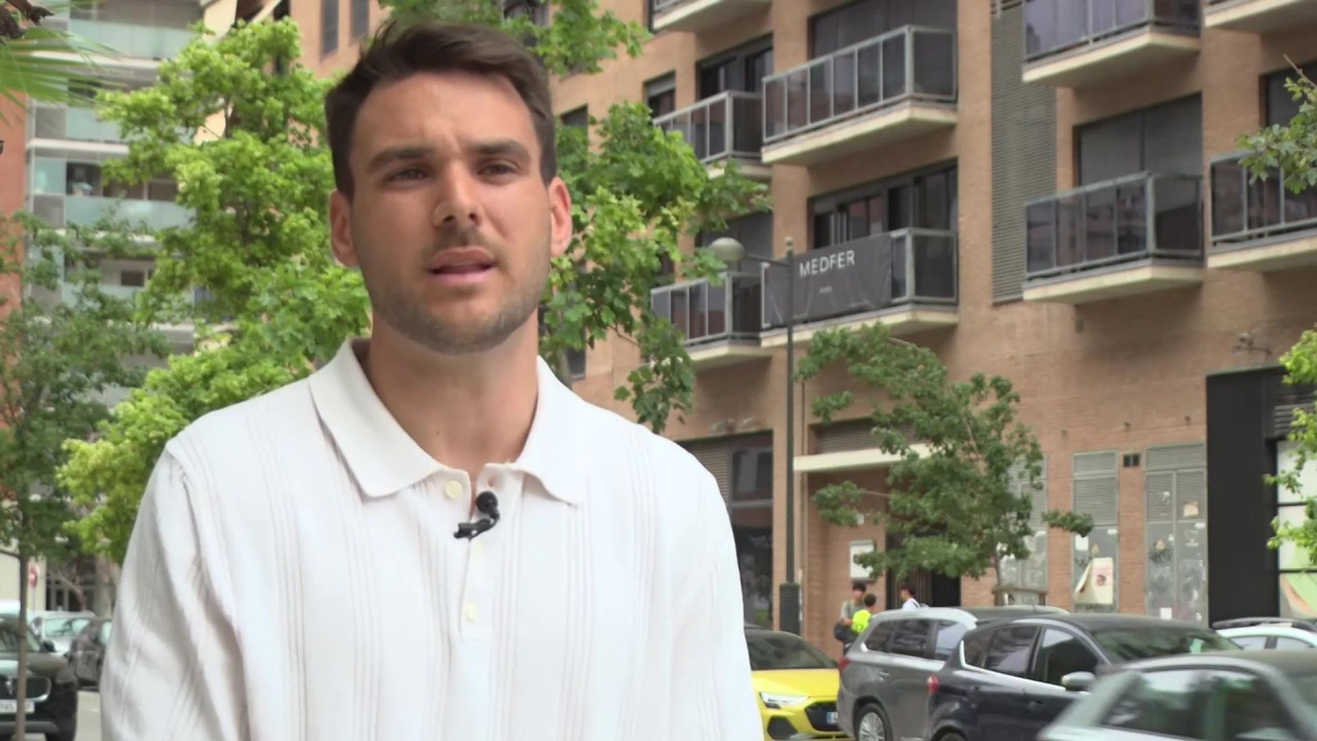 Carlos Carbonell, el exfutbolista que con 19 años decidió invertirlo todo en vivienda y ahora vive de ello Carlos Carbonell, el exfutbolista que con 19 años decidió invertirlo todo en vivienda y ahora vive de ello