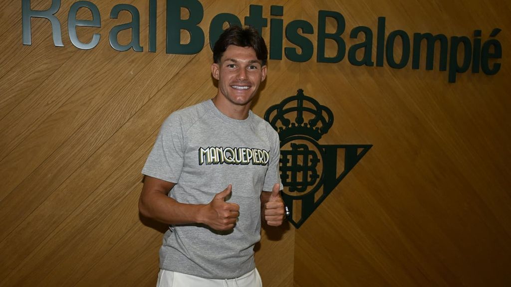 Fran García ya viste los colores del Betis: fichaje oficial desde el Real Madrid