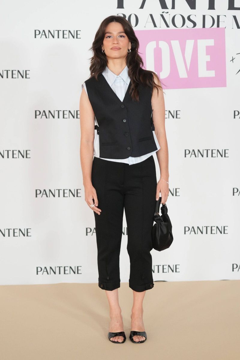 Invitada al photocall de Pantene