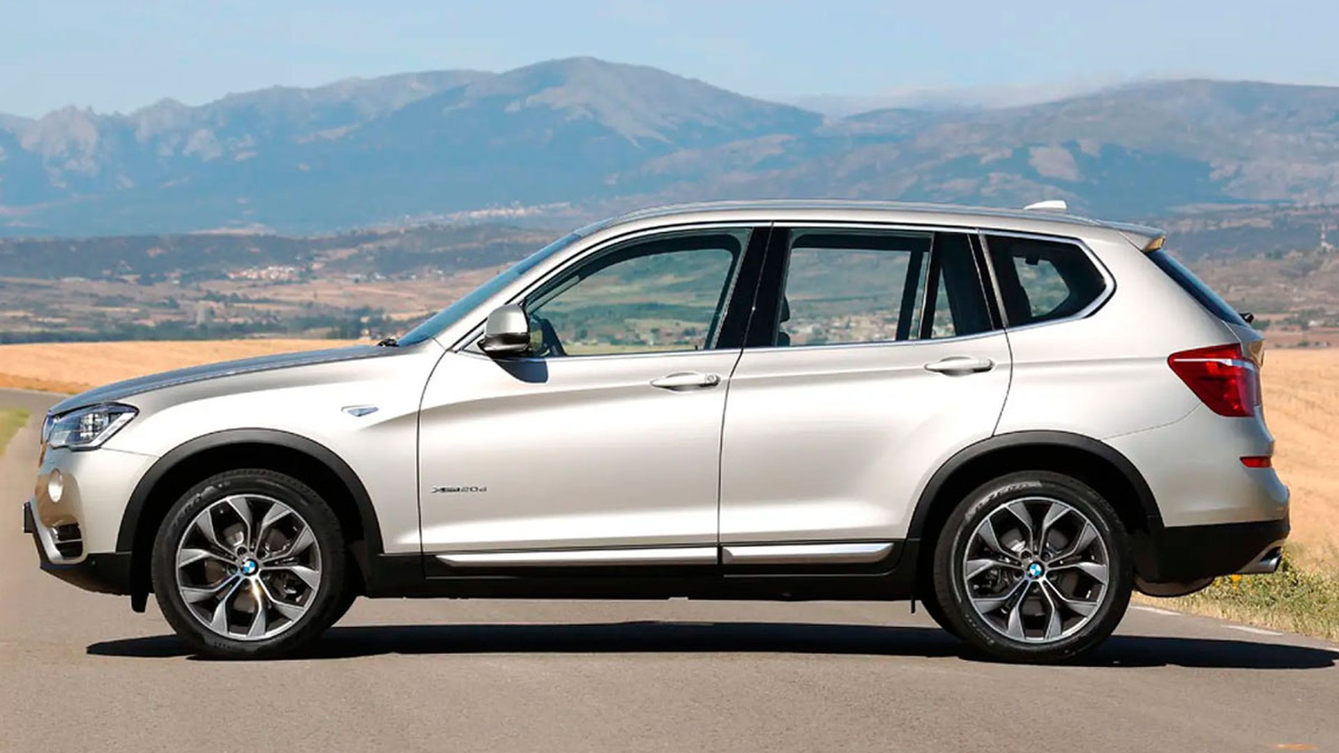 BMW X3 (F25) BMW X3 (F25)