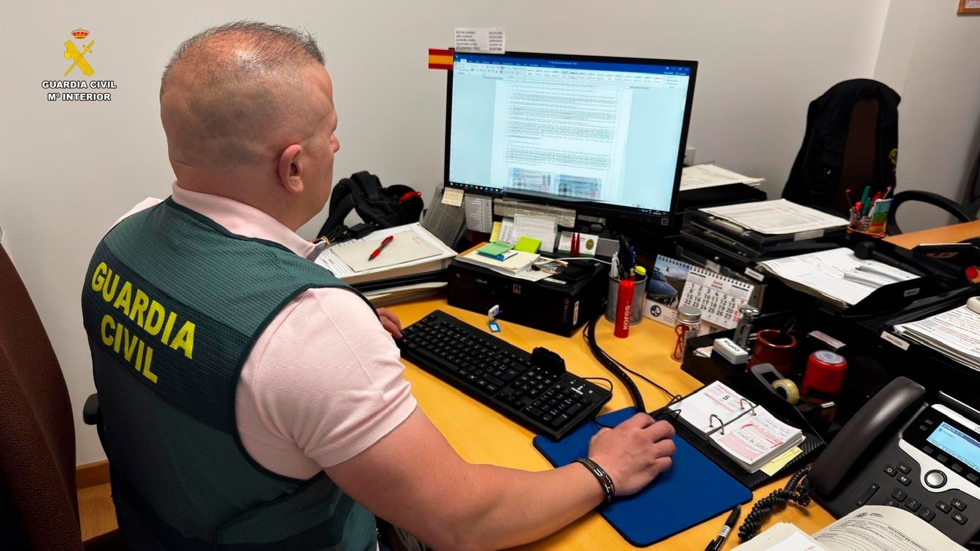 EuropaPress_7637262_guardia_civil_funcionarios_trafico_impiden_intento_obtener_permiso_conducir EuropaPress_7637262_guardia_civil_funcionarios_trafico_impiden_intento_obtener_permiso_conducir