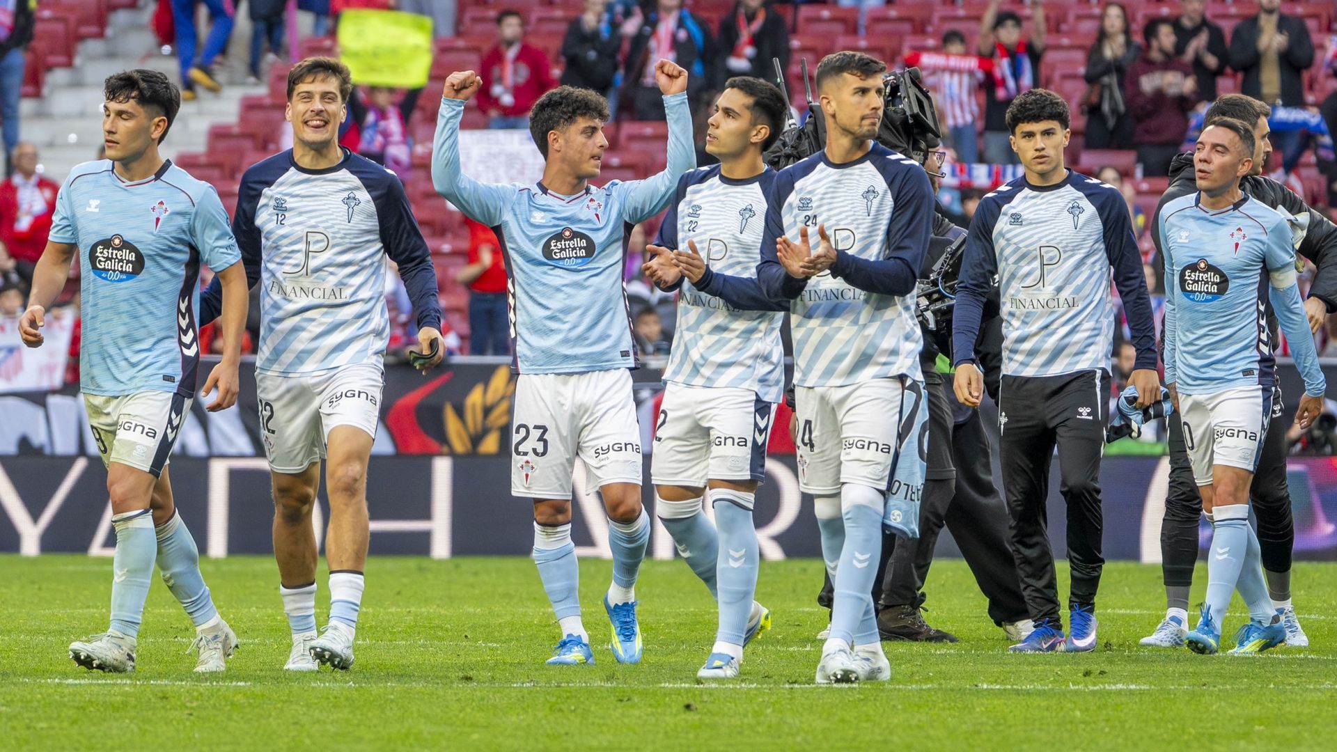 La plantilla del Celta, tras un partido La plantilla del Celta, tras un partido
