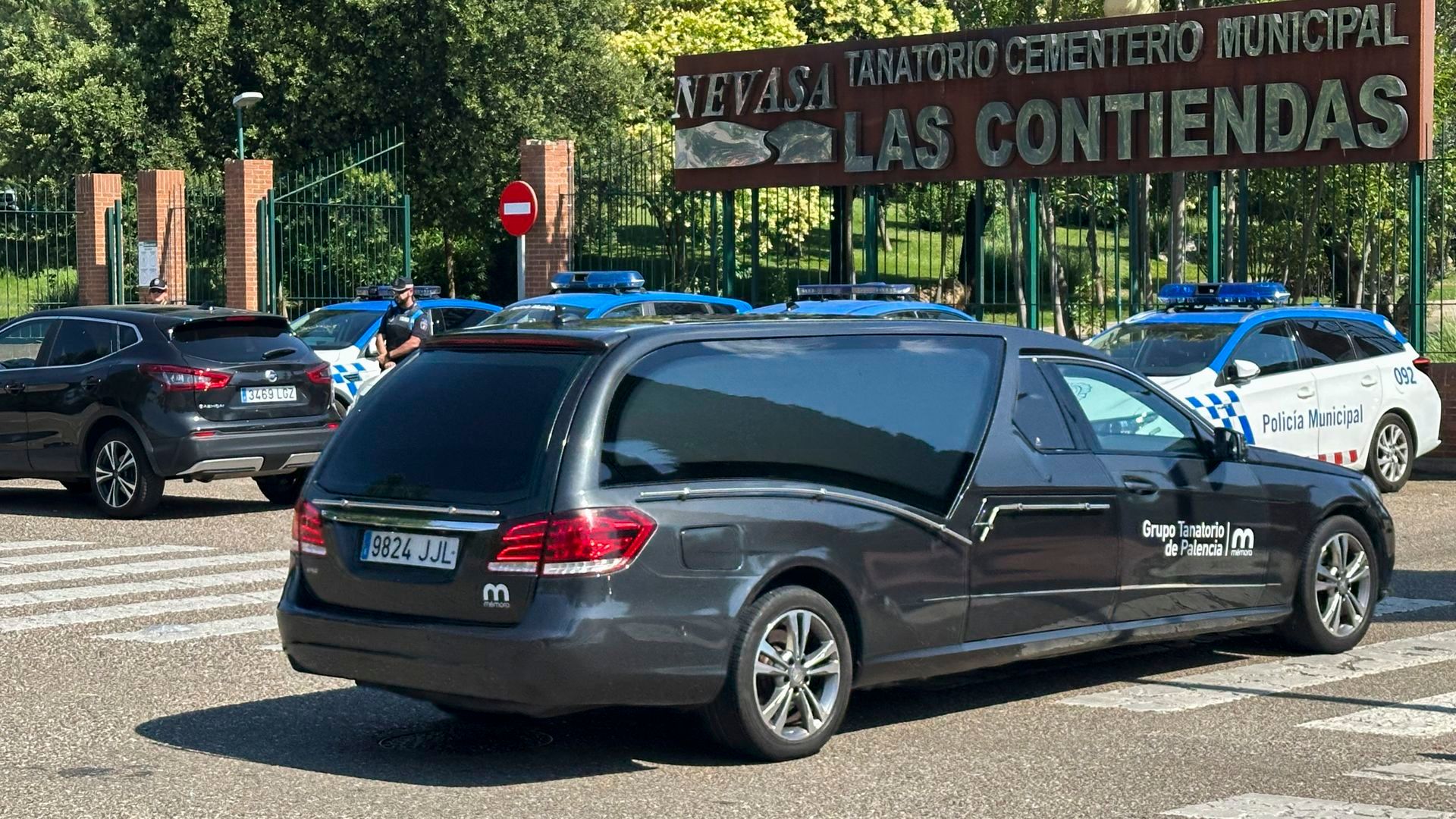 La tía de Carlota, la menor superviviente del accidente del bodeguero Iván Sanz: “La vida te ha puesto delante un camino que ningún niño querría recorrer”