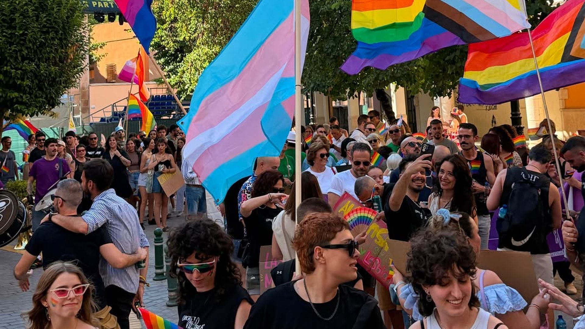 Manifestación por el Orgullo LGTBI en Almansa, Albacete Manifestación por el Orgullo LGTBI en Almansa, Albacete