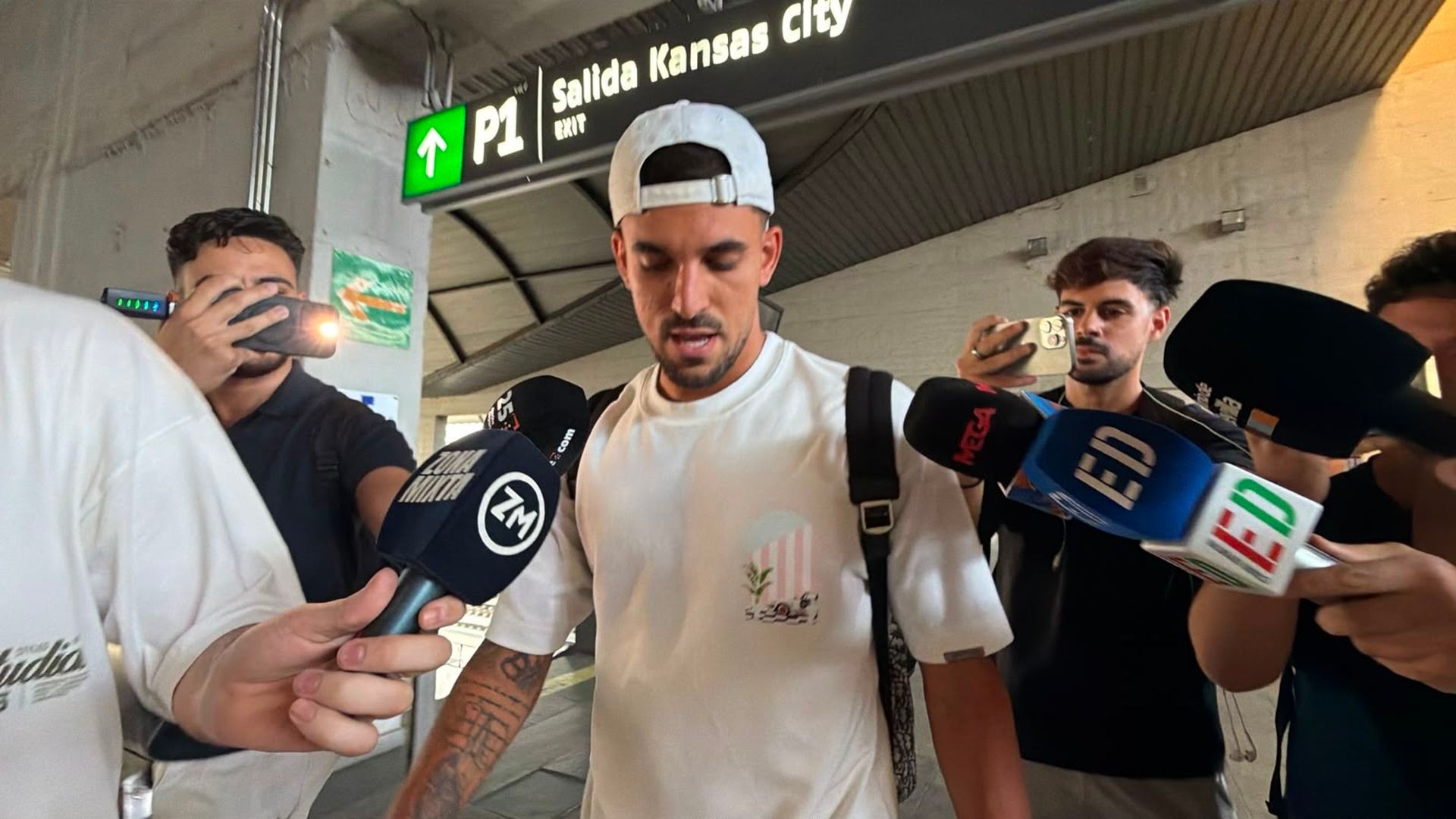 Dani Ceballos, a su llegada a Santa Justa