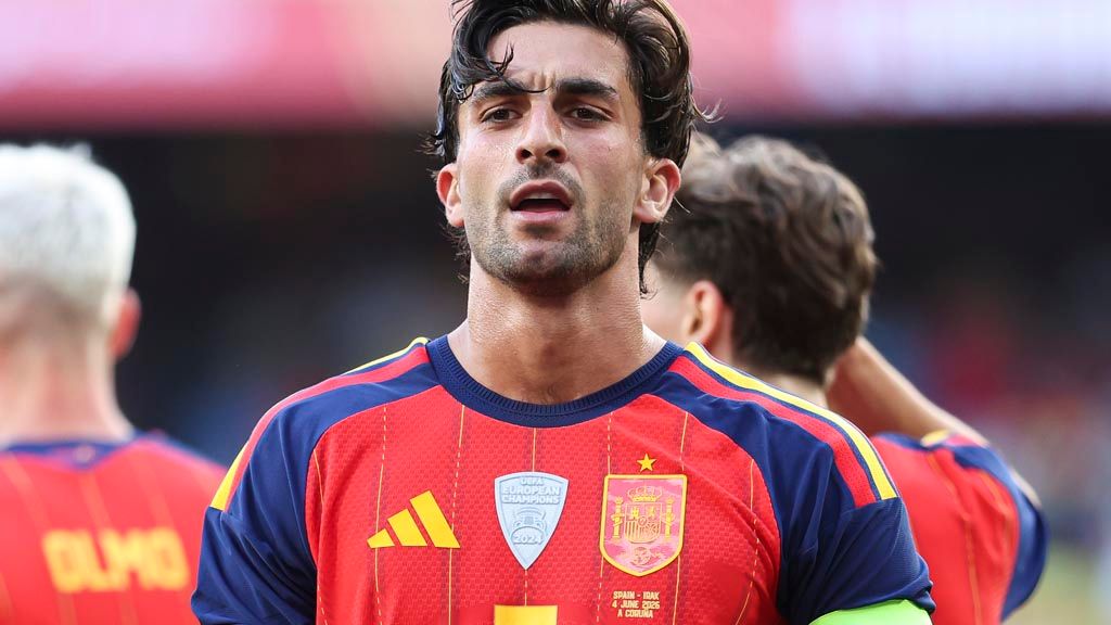 Ferran Torres vuelve a estar soltero en el Mundial: sus relaciones más conocidas, de Sira Martínez a Martina