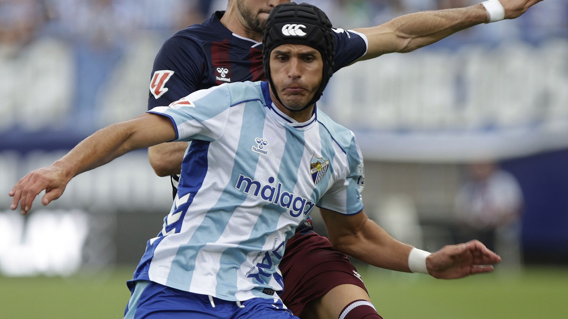 Luismi Sánchez, con el Málaga CF Luismi Sánchez, con el Málaga CF