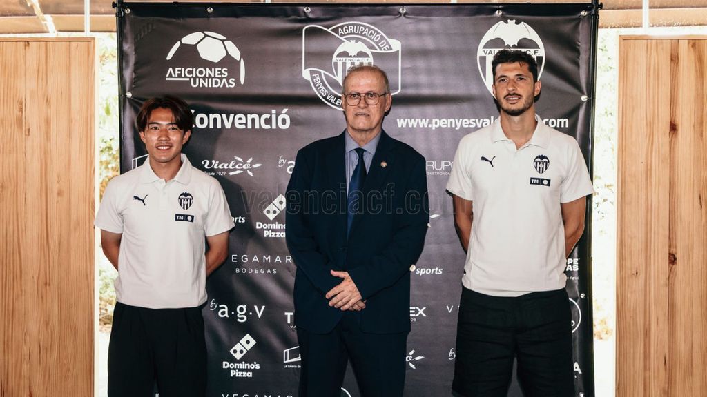 Guido Rodríguez y Sato se dan un baño de masas en las peñas