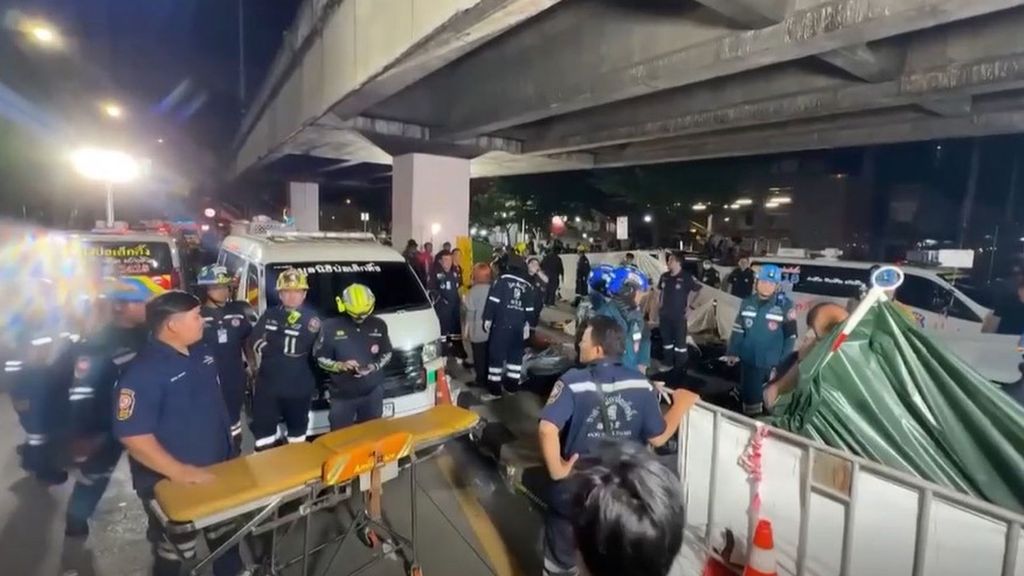 27 muertos y más de 60 heridos tras quedar atrapados en un incendio en el interior de bar de Bangkok, Tailandia