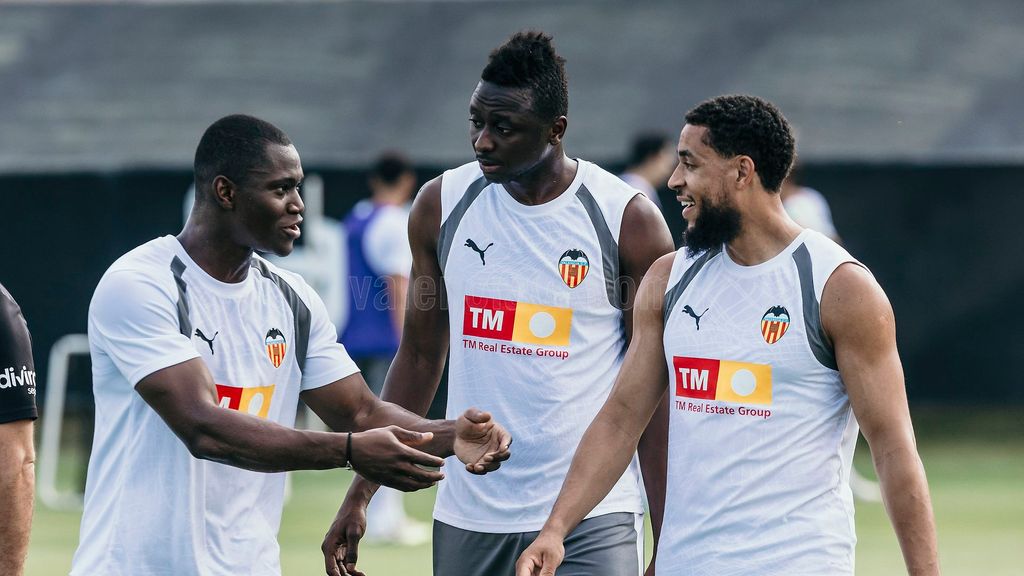 El Valencia CF se va de pretemporada