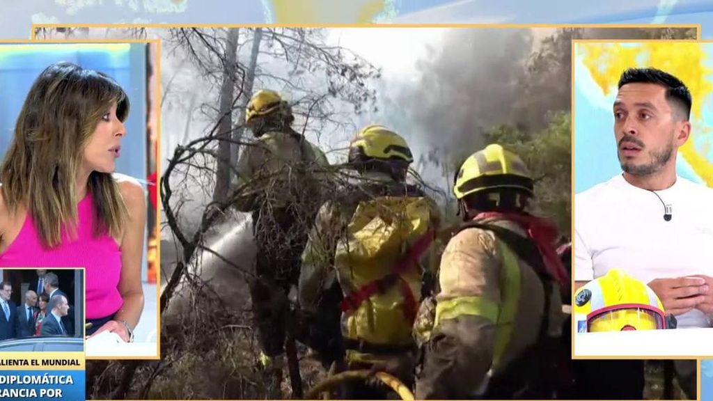 Javier García, responsable de bomberos forestales, ante el incendio de Almería: "Los planes forestales ni están actualizados ni se cumplen"