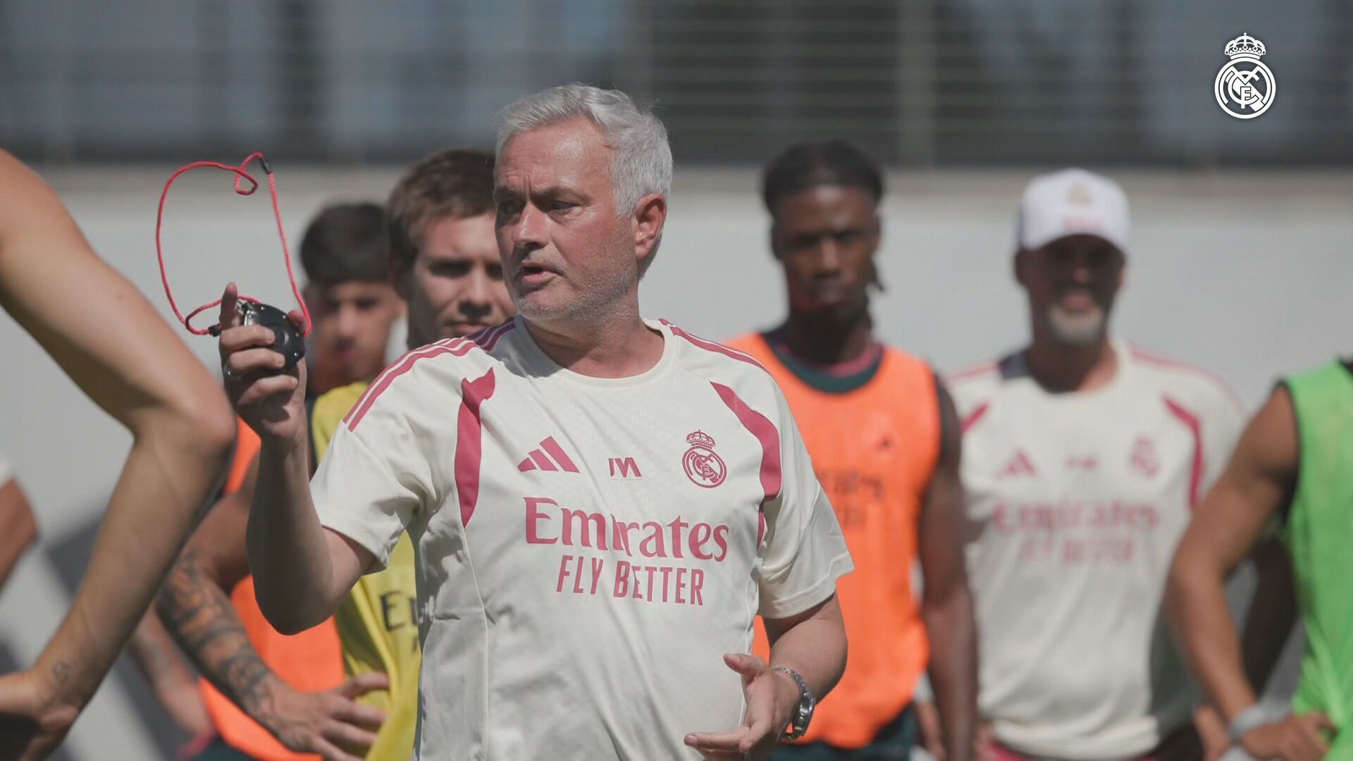 José Mourinho, en el entrenamiento de este lunes