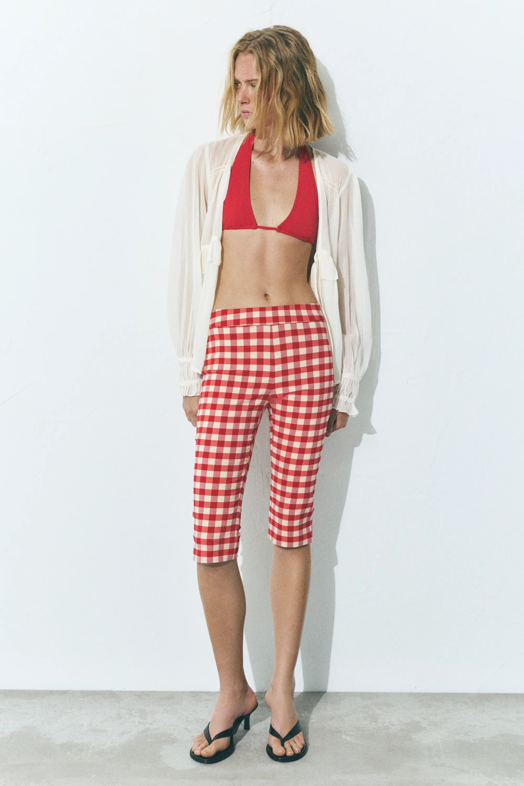 Pantalón capri de cuadros de Pull & Bear