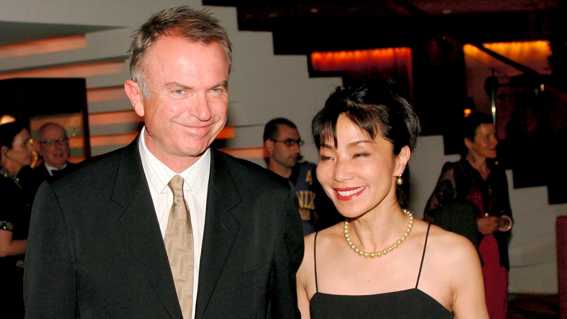 Sam Neill y Noriko Watanabe