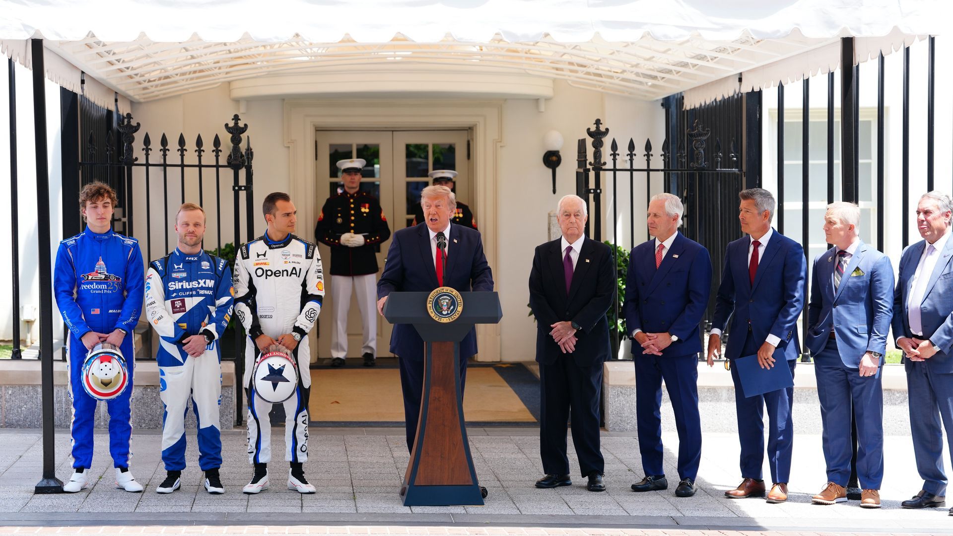 El acto en la Casa Blanca antes del Gran Premio de Washington de Indycar