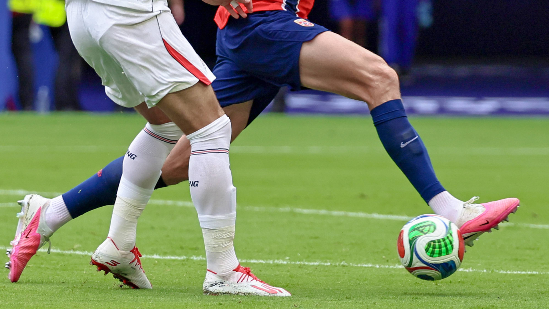 Lance del juego entre Noruega e Inglaterra en cuartos de final Lance del juego entre Noruega e Inglaterra en cuartos de final