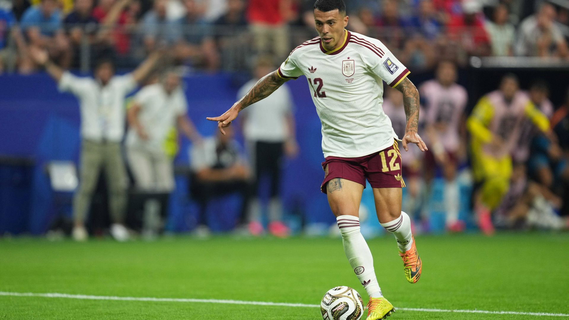 Pedro Porro, momentos antes de su gol a Francia