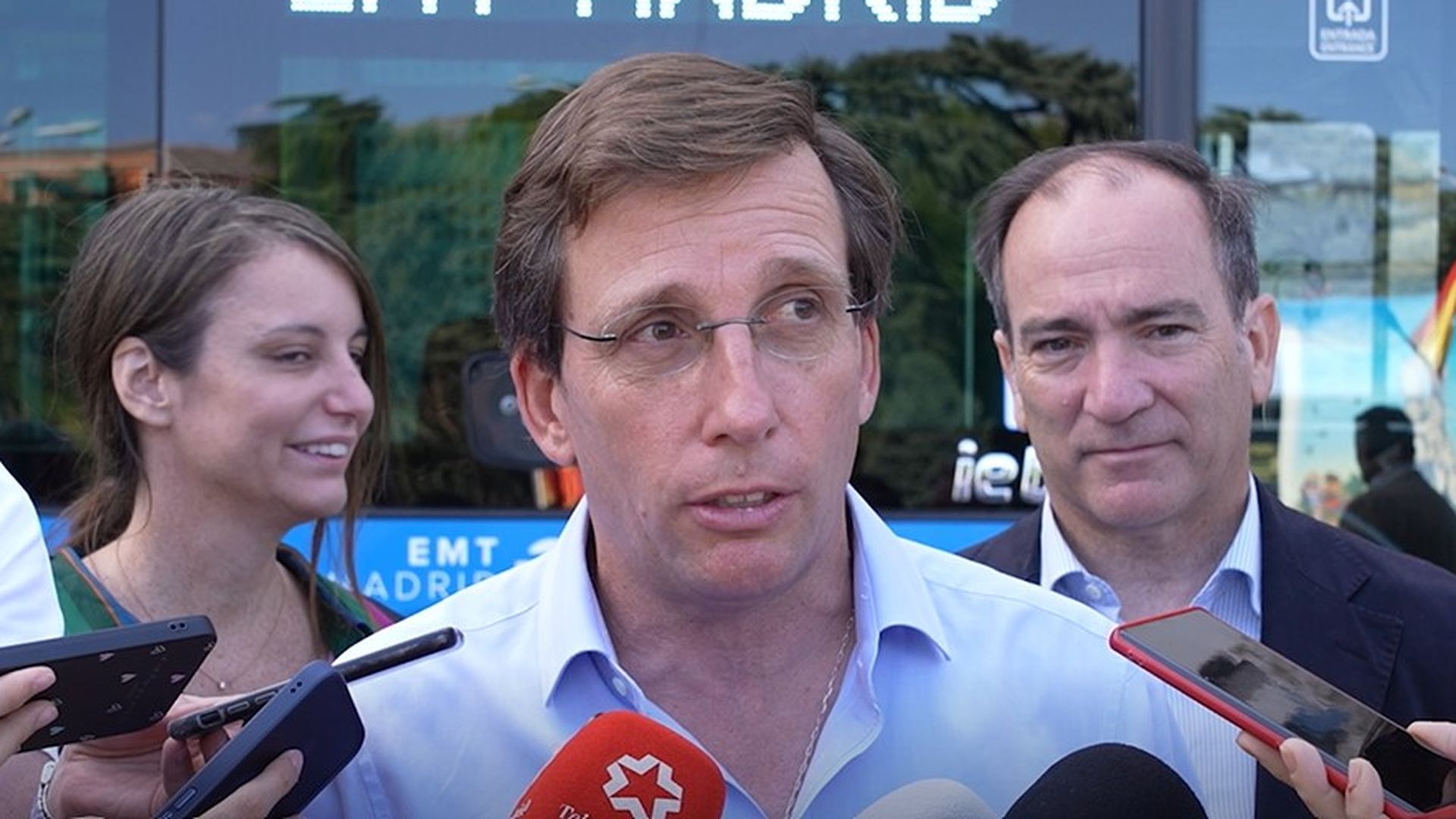 Almeida confirma que la pantalla de Colón se mantiene para la final del Mundial: el Ayuntamiento estudia una adicional que dé a Génova