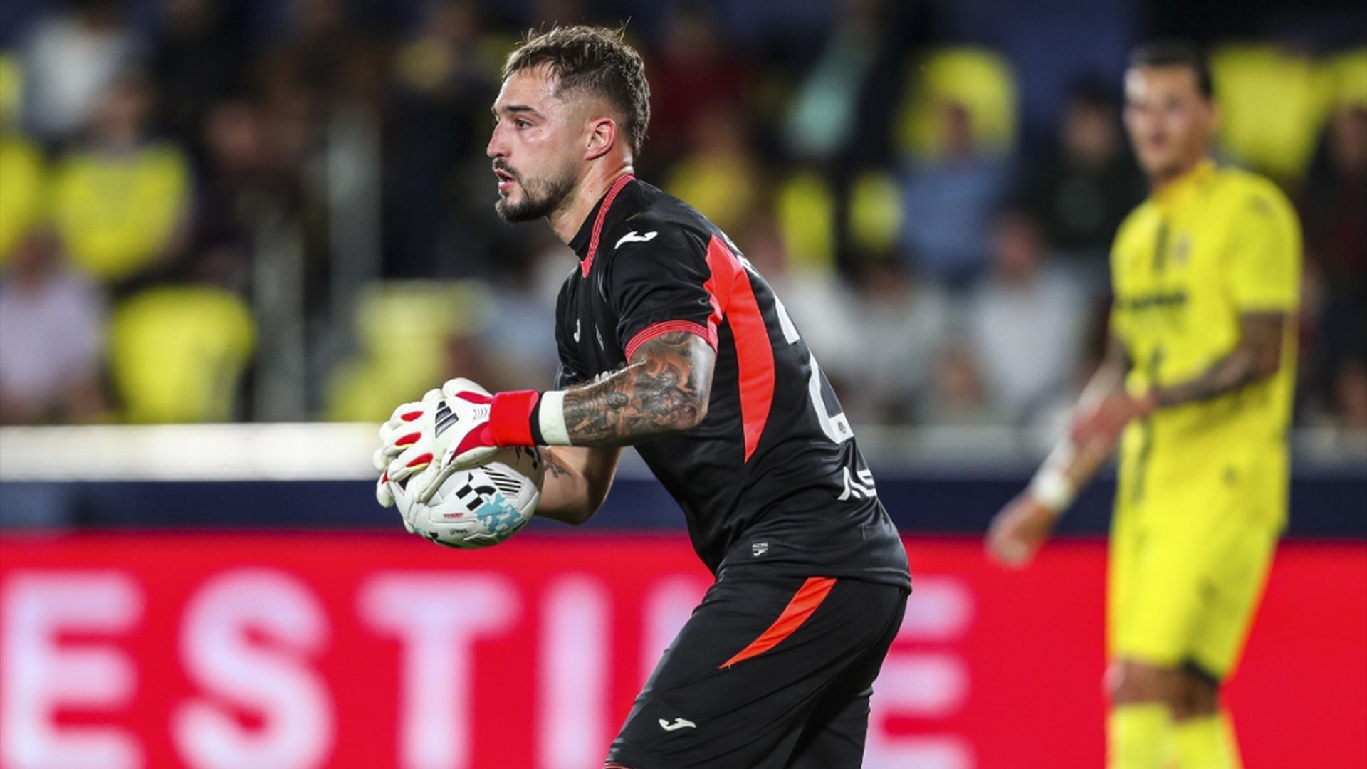 Arnau Tenas, en el Villarreal