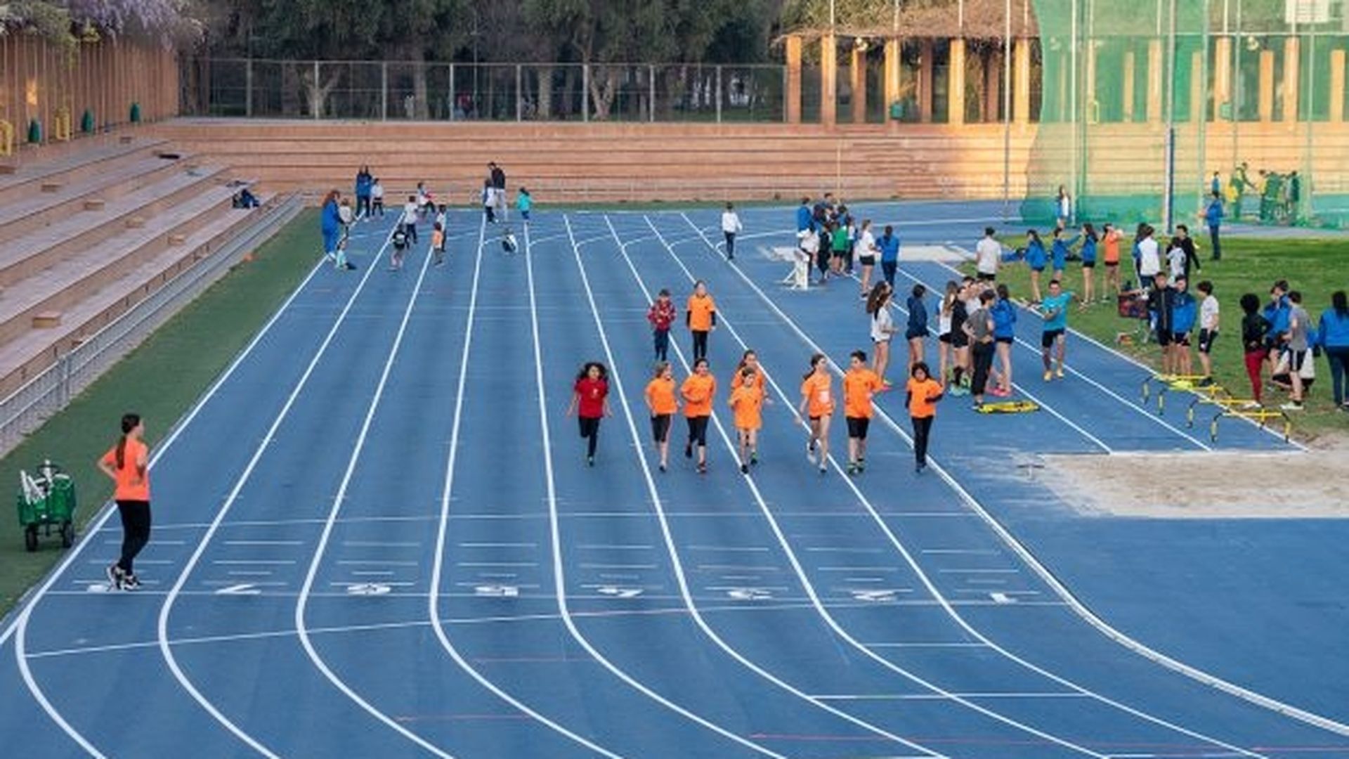 El Maratón Valencia patrocinará al Club de Atletismo de Valencia para salvarlo