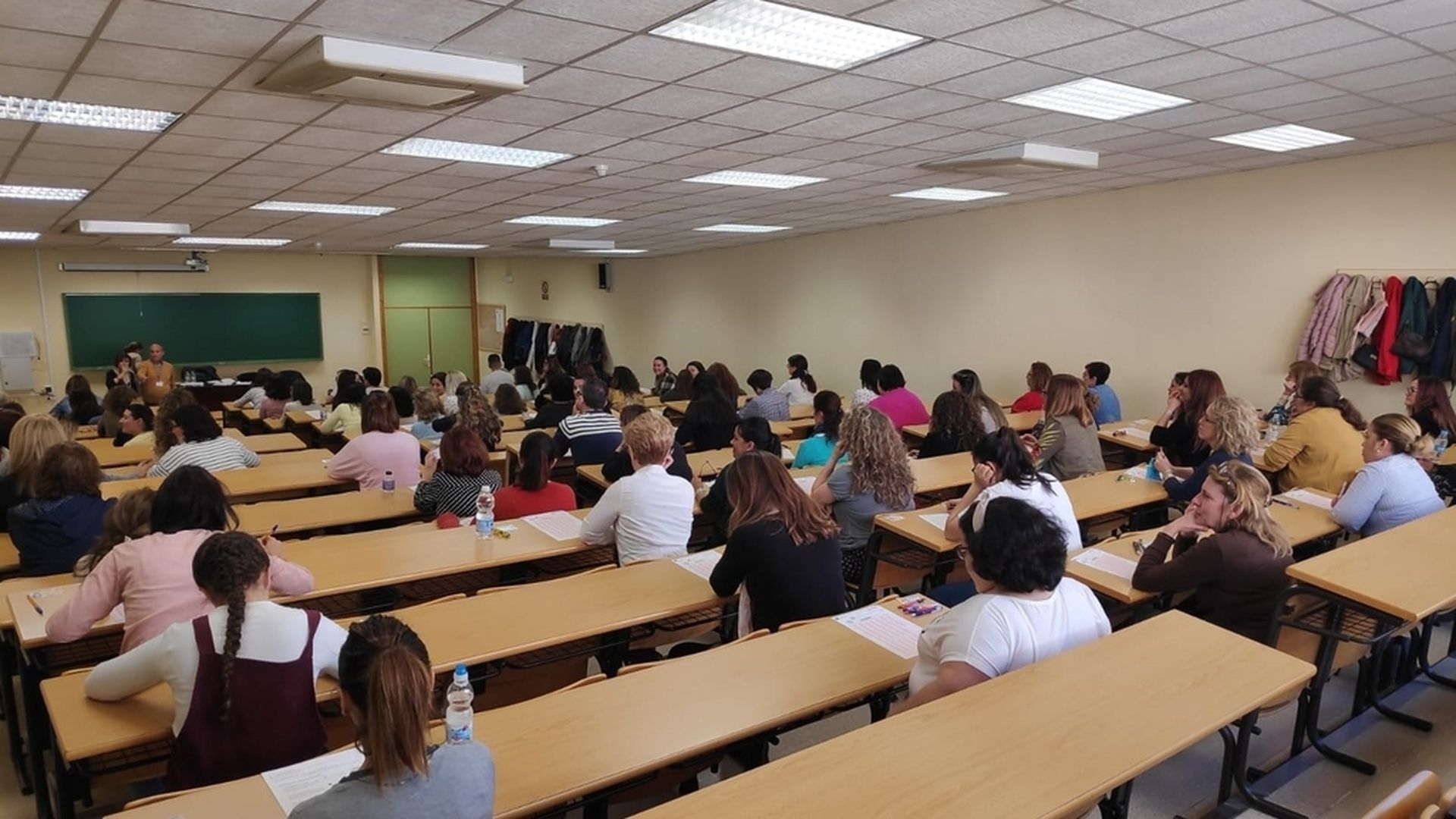 Más de 47.000 aspirantes comienzan este sábado las oposiciones de Secundaria en Andalucía Más de 47.000 aspirantes comienzan este sábado las oposiciones de Secundaria en Andalucía