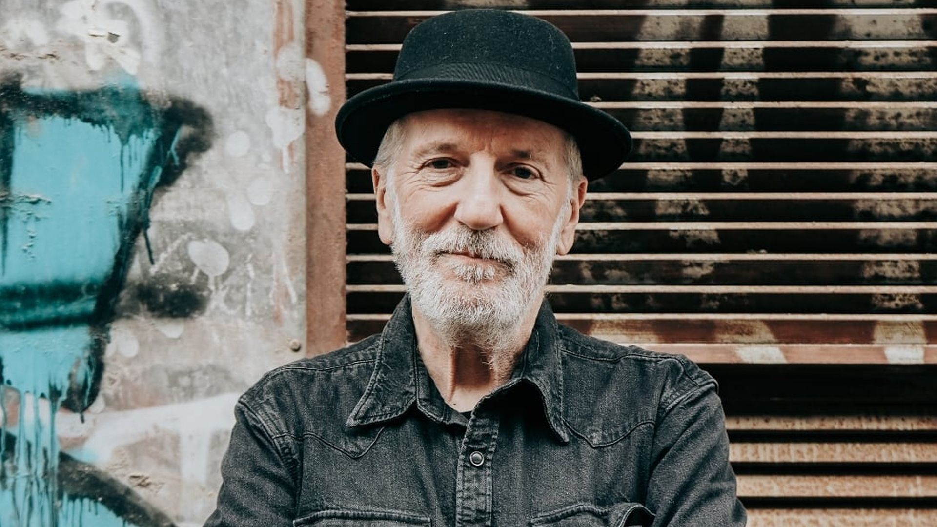 Pancho Varona regresa con un disco como solista treinta años después. Pancho Varona regresa con un disco como solista treinta años después.