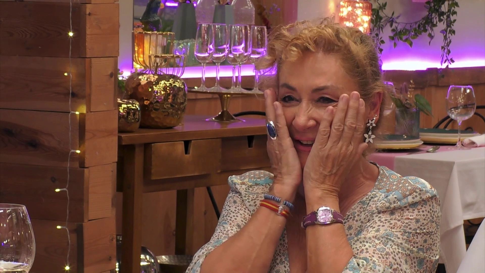 Una soltera de ‘First Dates’ se pone colorada al hacer una confesión sexual a su cita